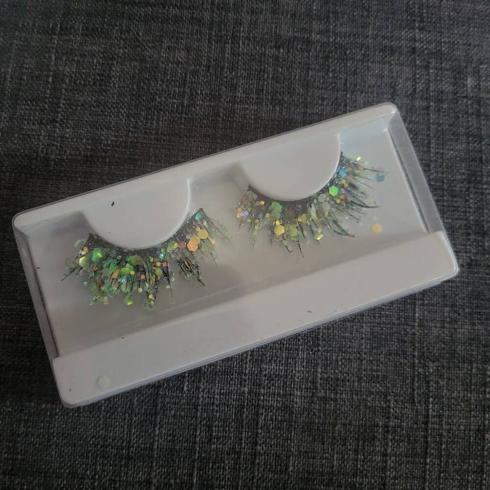 NWOT Fancy Glitter Lashes with Rhinestones - Green Pastel